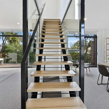 Architectural Urban Diamond Villa